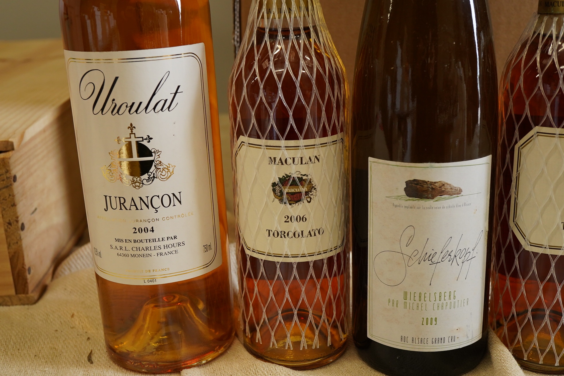 A mixed parcel of White and Dessert wine